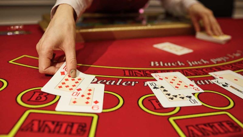 Blackjack tại 1XBIT – Đỉnh cao chiến thuật, chơi là mê 2 Giải thích ý nghĩa đôi bai được áp dụng trong game Blackjack